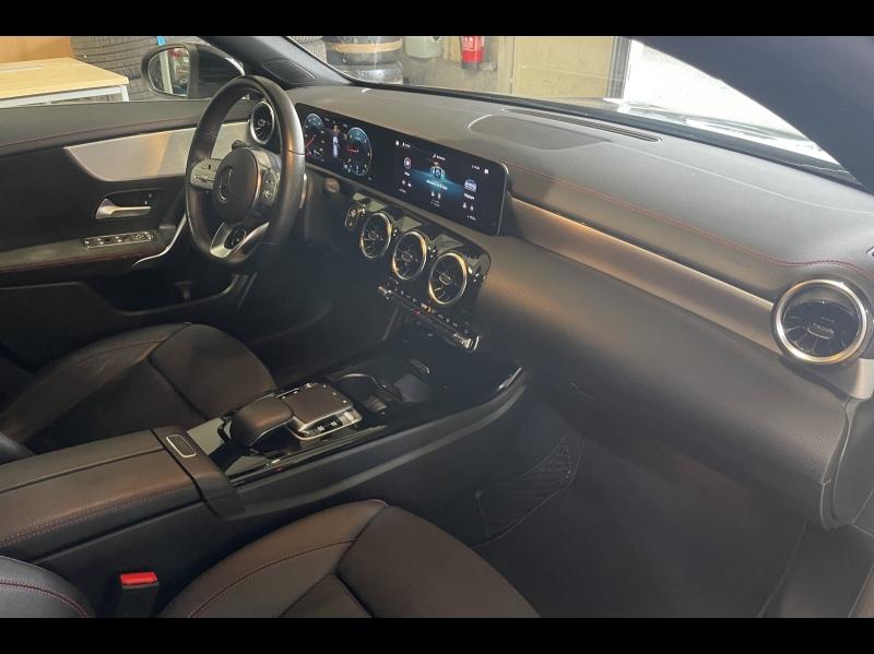 Image MERCEDES-BENZ CLA Shooting Brake 180 d 116ch AMG Line 7G-DCT