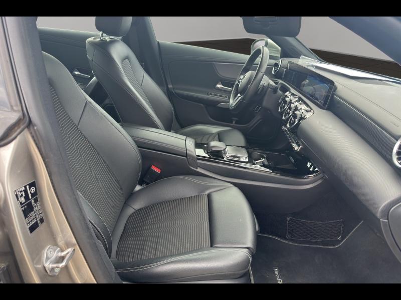 Image MERCEDES-BENZ CLA 200 d 150ch Progressive Line 8G-DCT