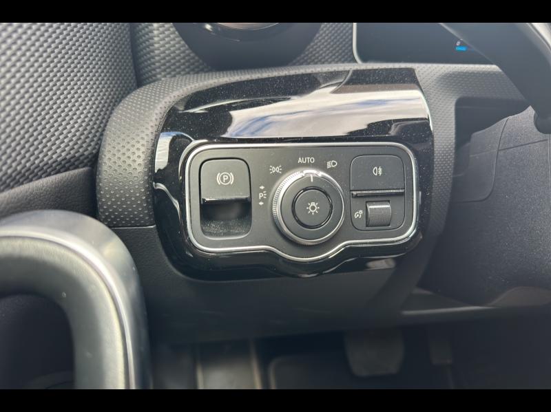 Image MERCEDES-BENZ CLA 200 d 150ch Progressive Line 8G-DCT