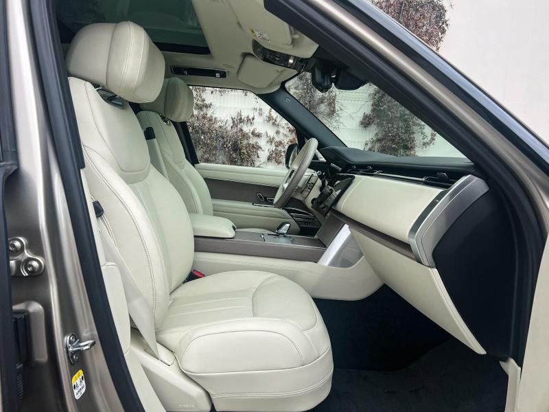 Image LAND-ROVER Range Rover 4.4 P530 530ch Autobiography SWB