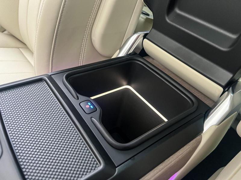 Image LAND-ROVER Range Rover 4.4 P530 530ch Autobiography SWB