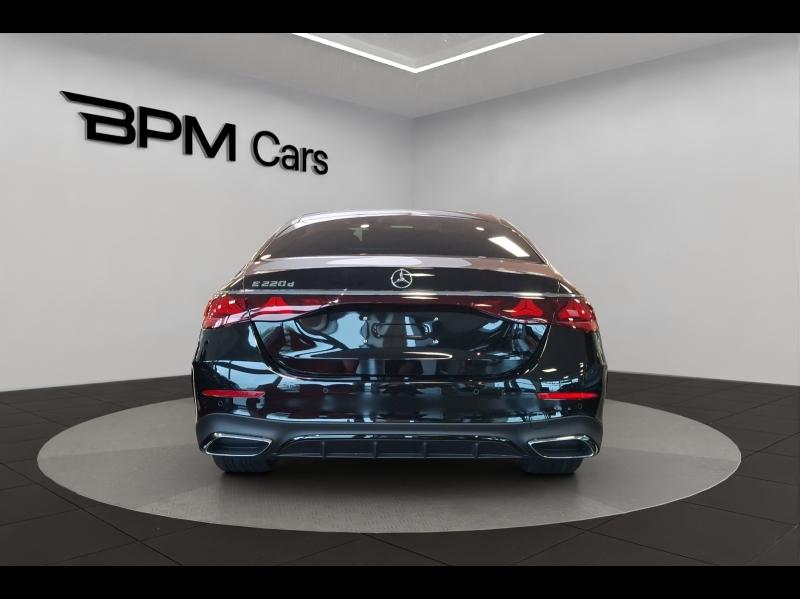 Image MERCEDES-BENZ Classe E 220 d 197+23ch AMG Line 4Matic 9G-Tronic