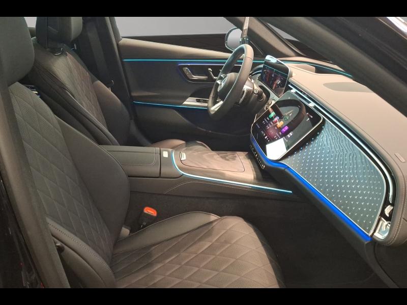 Image MERCEDES-BENZ Classe E 220 d 197+23ch AMG Line 4Matic 9G-Tronic