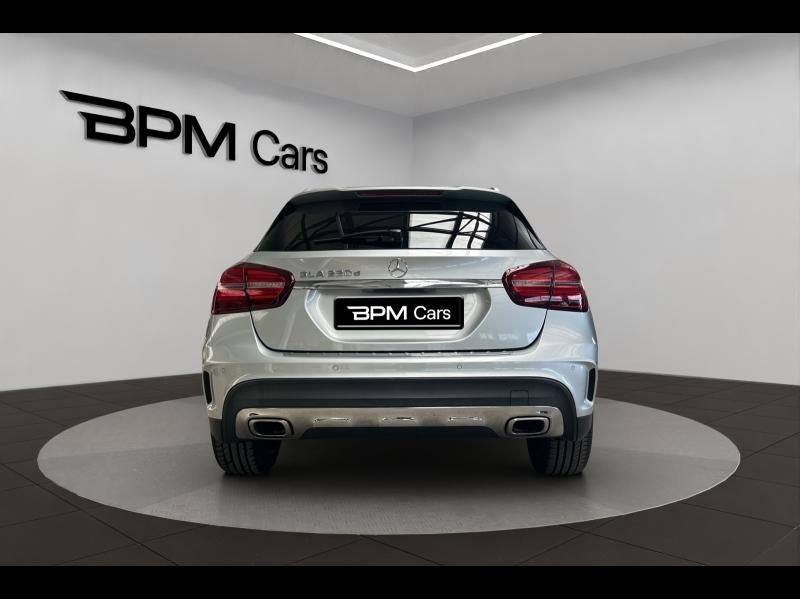 Image MERCEDES-BENZ GLA 220 d 170ch Fascination 7G-DCT Euro6c