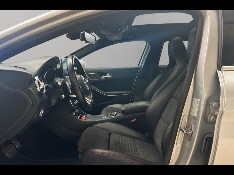 Image MERCEDES-BENZ GLA 220 d 170ch Fascination 7G-DCT Euro6c