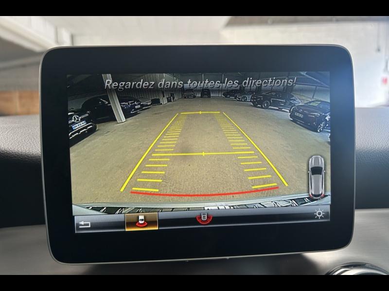Image MERCEDES-BENZ GLA 220 d 170ch Fascination 7G-DCT Euro6c