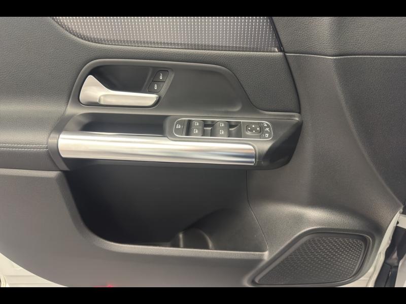 Image MERCEDES-BENZ GLA 200 d 150ch Progressive Line 8G-DCT