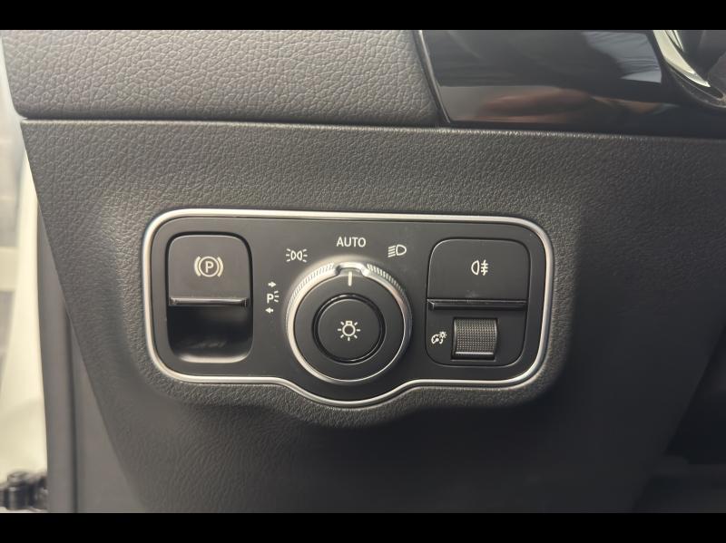 Image MERCEDES-BENZ GLA 200 d 150ch Progressive Line 8G-DCT