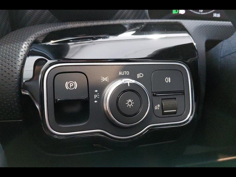 Image MERCEDES-BENZ Classe A 180 136ch Progressive Line 7G-DCT