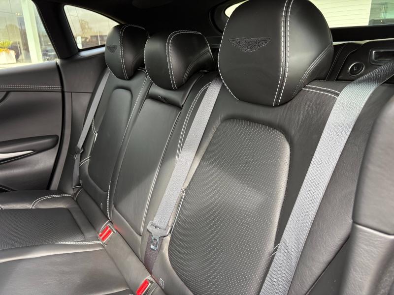 Image ASTON MARTIN DBX 4.0 V8 biturbo 550ch BVA9