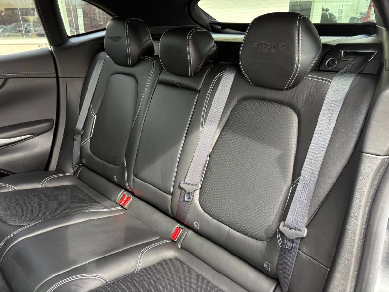 Image ASTON MARTIN DBX 4.0 V8 biturbo 550ch BVA9