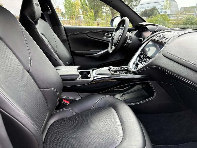 Image ASTON MARTIN DBX 4.0 V8 biturbo 550ch BVA9