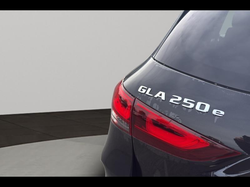 Image MERCEDES-BENZ GLA 250 e 160+102ch AMG Line 8G-DCT