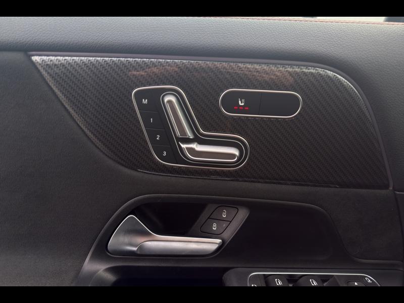 Image MERCEDES-BENZ GLA 250 e 160+102ch AMG Line 8G-DCT