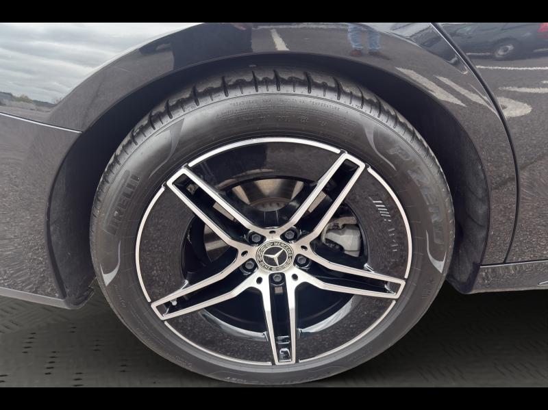 Image MERCEDES-BENZ Classe E Break 220 d 197+23ch AMG Line 9G-Tronic