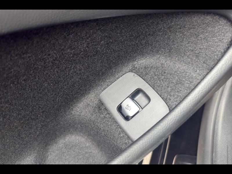 Image MERCEDES-BENZ Classe E Break 220 d 197+23ch AMG Line 9G-Tronic