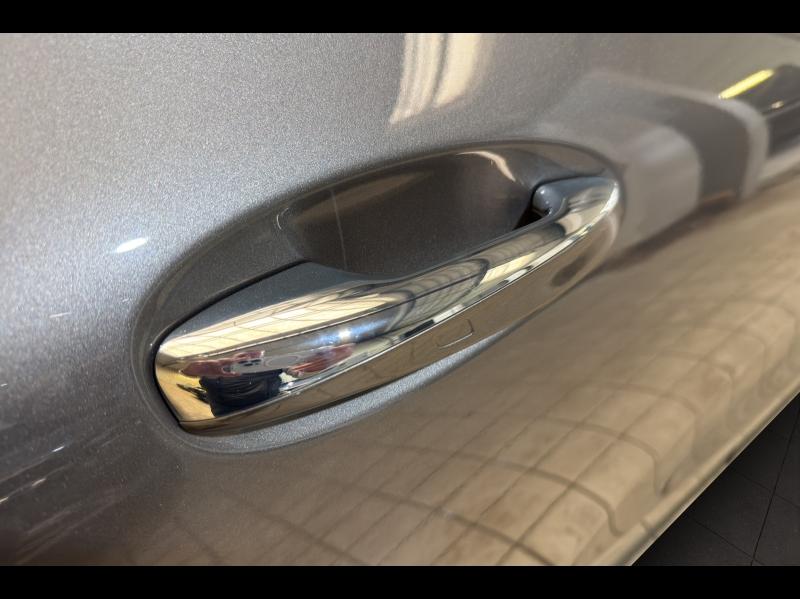 Image MERCEDES-BENZ GLA 200 d 150ch AMG Line 8G-DCT