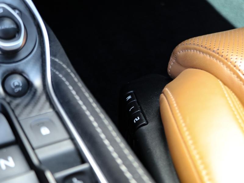 Image MCLAREN 570S Spider 3.8 V8 biturbo 570ch