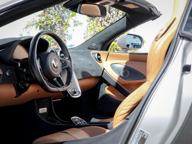 Image MCLAREN 570S 3.8 V8 biturbo 570ch