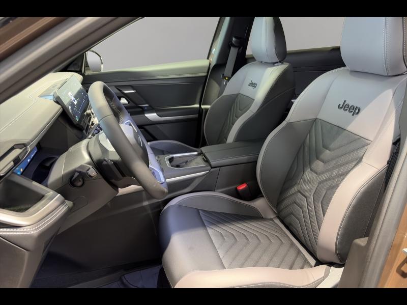 Image JEEP Compass Electrique 213ch 157kw First Edition Amazonia"marron toit noir"