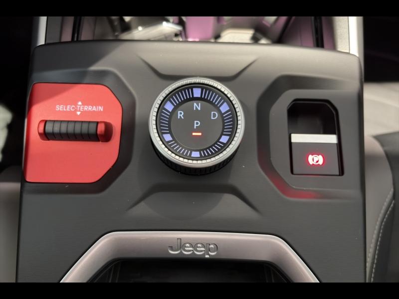 Image JEEP Compass Electrique 213ch 157kw First Edition Amazonia"marron toit noir"