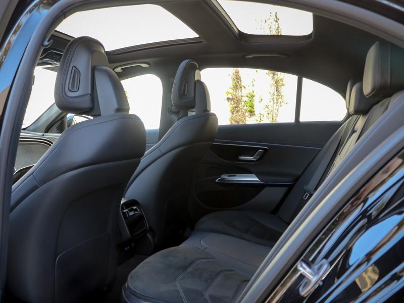 Image MERCEDES-BENZ Classe E 220 d 197+23ch AMG Line 9G-Tronic