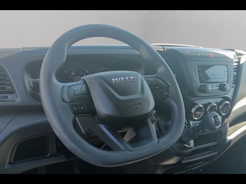 Image IVECO Daily CCb 35C16H Empattement 4100
