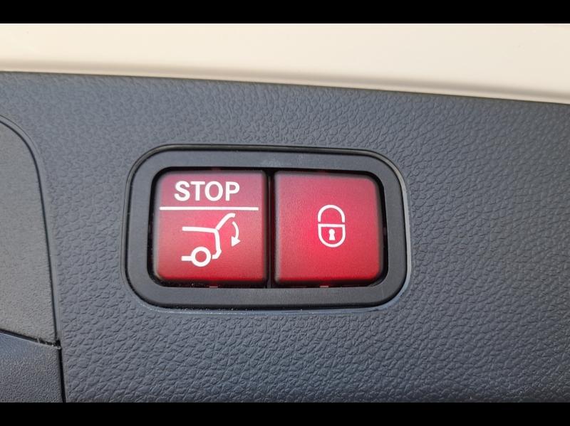 Image MERCEDES-BENZ GLC 300 de 194+122ch AMG Line 4Matic 9G-Tronic