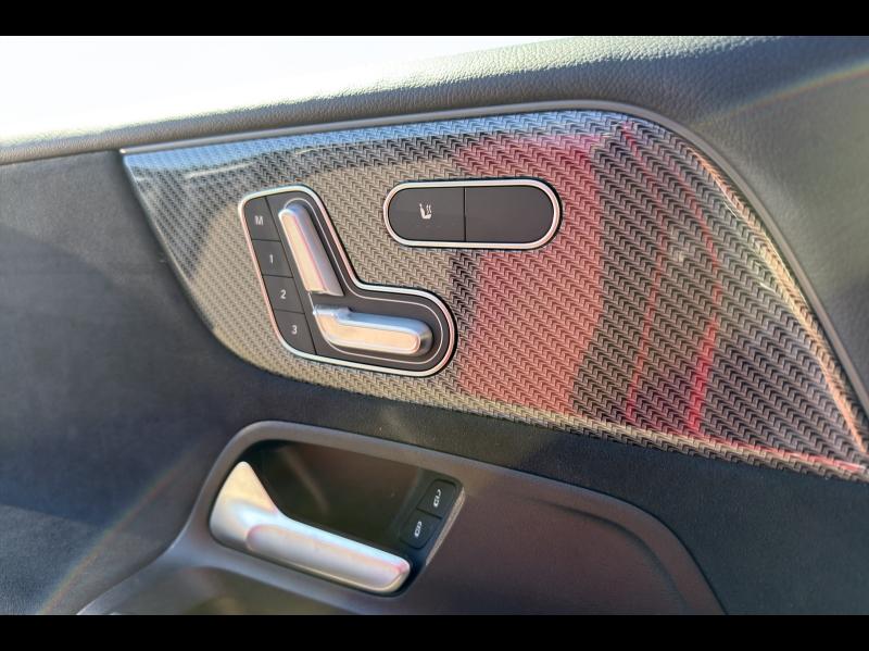 Image MERCEDES-BENZ GLB 200 d 150ch AMG Line 8G-DCT