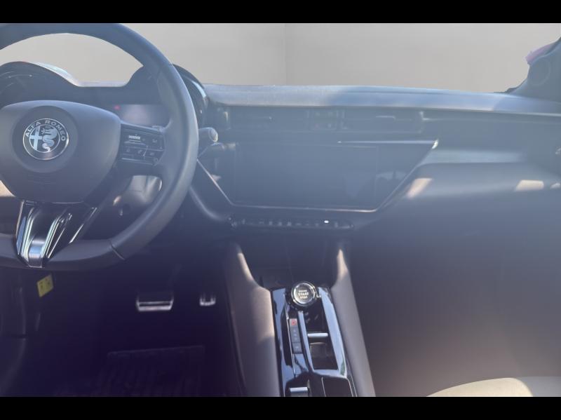 Image ALFA ROMEO Junior 1.2 Ibrida 136ch Premium DCT6