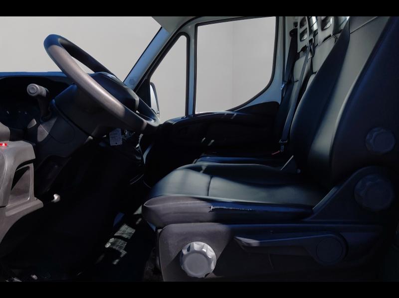 Image IVECO Daily CCb 35C16H3.0 Empattement 3750 Tor