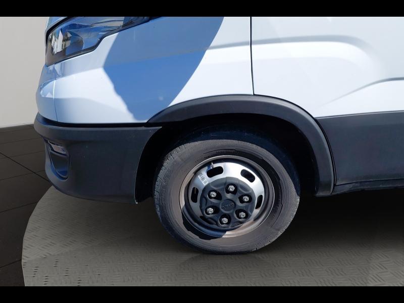 Image IVECO Daily CCb 35C16H empattement 4100 3.0