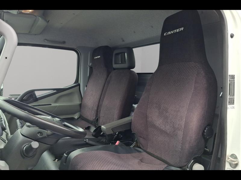 Image FUSO Canter CCb 3C15 Empattement 28