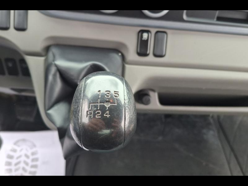 Image FUSO Canter CCb 3C15 Empattement 28