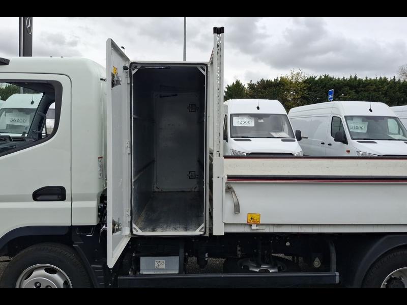 Image FUSO Canter CCb 3C15 Empattement 28
