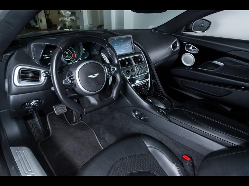 Image ASTON MARTIN DBS Coupé V12 5.2 725ch Superleggera BVA8