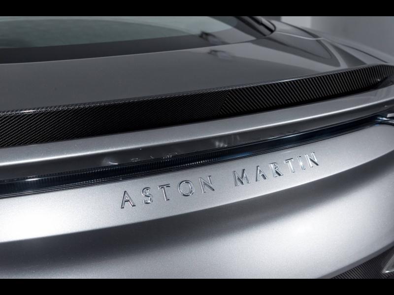 Image ASTON MARTIN DBS Coupé V12 5.2 725ch Superleggera BVA8