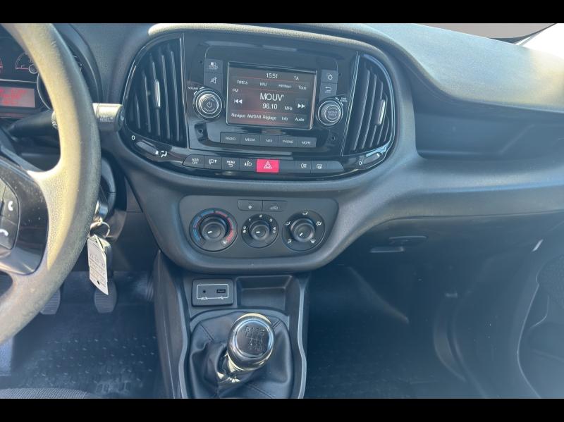 Image FIAT Doblo Cargo 1.6 Multijet 16v 105ch Pack Professional Trio