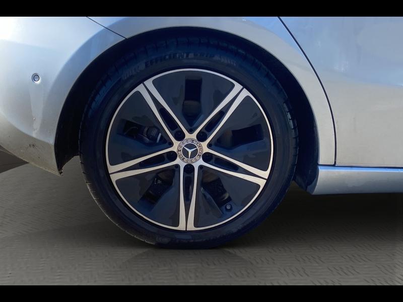 Image MERCEDES-BENZ Classe A 180 d 116ch Progressive Line 8G-DCT
