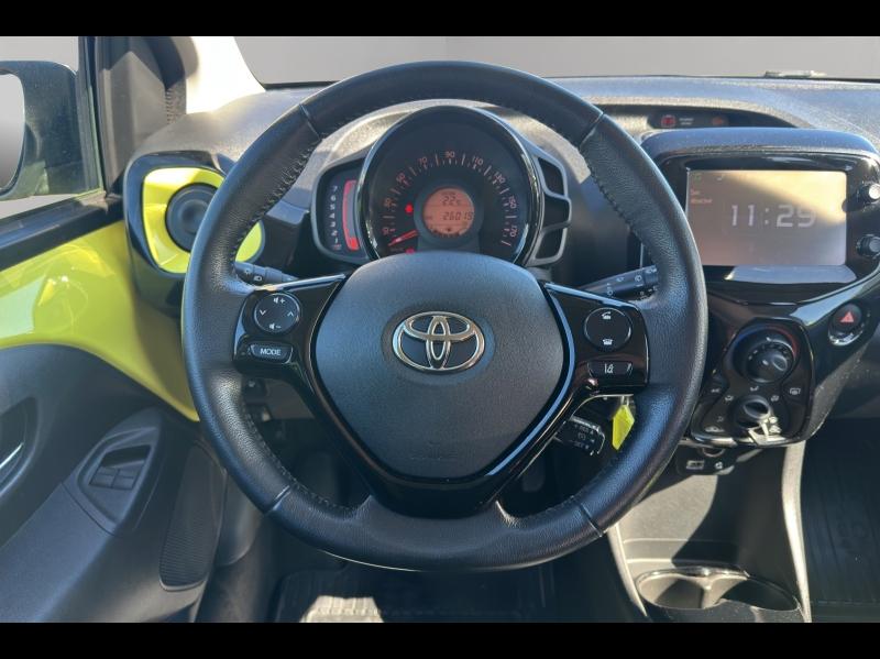 Image TOYOTA Aygo 1.0 VVT-i 69ch x-cite 3 Jaune Fizz 5p