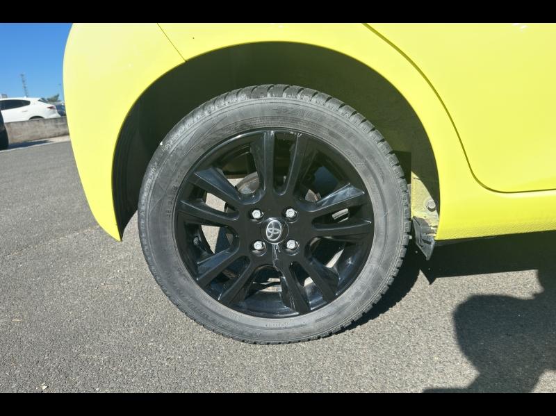 Image TOYOTA Aygo 1.0 VVT-i 69ch x-cite 3 Jaune Fizz 5p