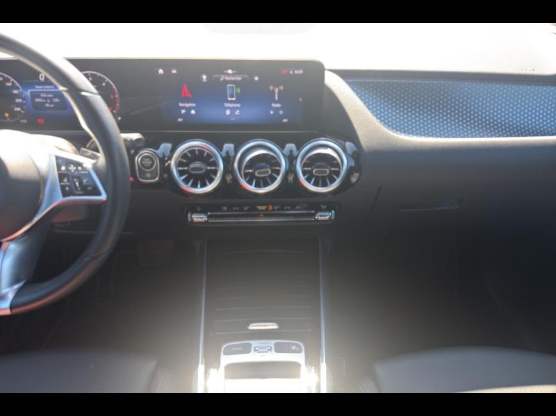 Image MERCEDES-BENZ GLA 200 d 150ch Progressive Line 8G-DCT