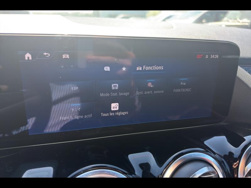 Image MERCEDES-BENZ GLA 200 d 150ch Progressive Line 8G-DCT