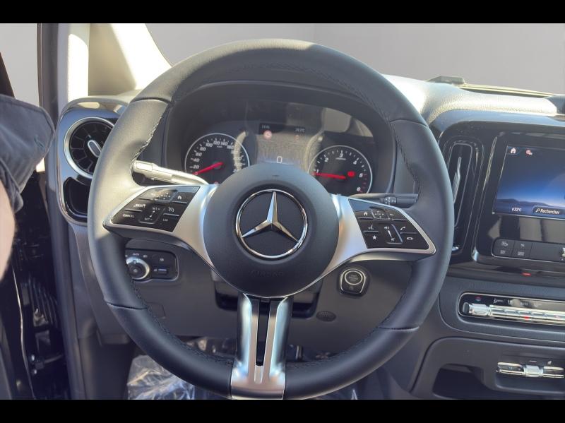 Image MERCEDES-BENZ Vito Fg 119 CDI FOURGON Compact Select 4X4 9G-Tronic