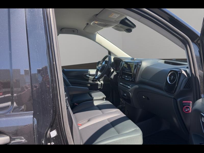 Image MERCEDES-BENZ Vito Fg 119 CDI FOURGON Compact Select 4X4 9G-Tronic