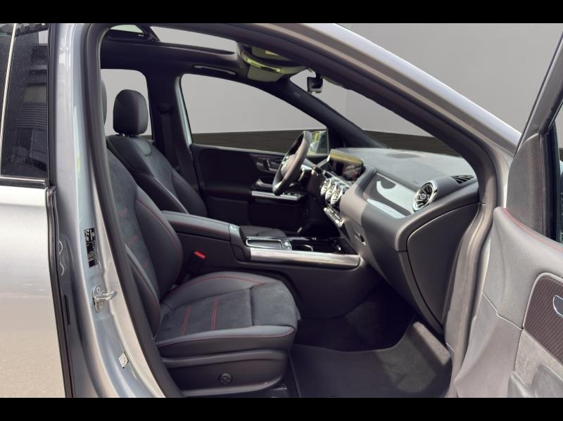 Image MERCEDES-BENZ Classe B 200 d AMG Line