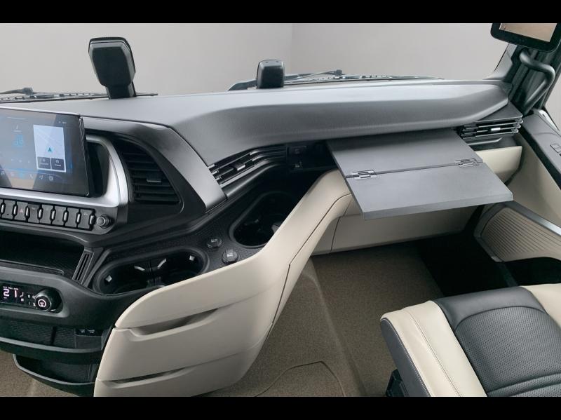 Image IVECO S-Way Base