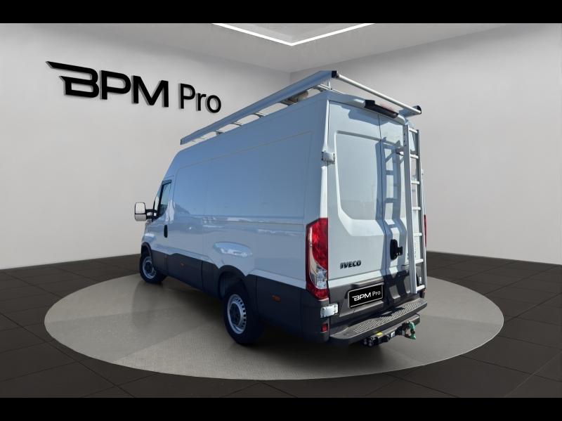 Image IVECO Daily 35S Fg 35-140V12 A8 / FOURGON / 12m3 / L3H2 / 35S14V12 A8 / 2020 / AUTOMATIQUE /