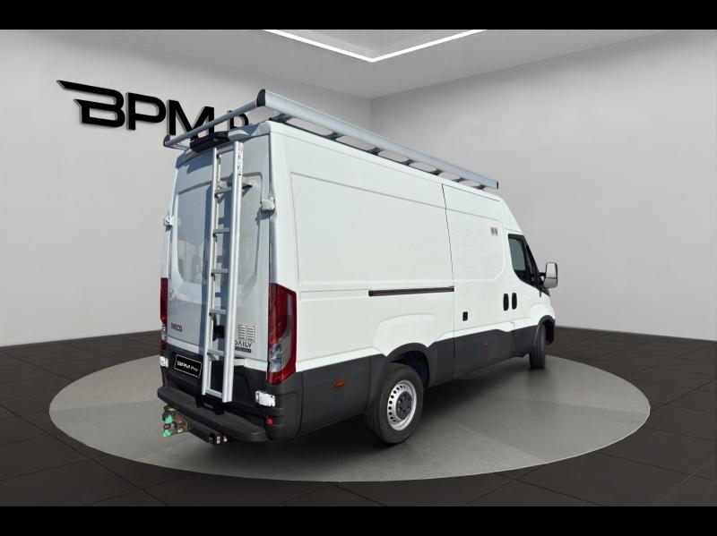 Image IVECO Daily 35S Fg 35-140V12 A8 / FOURGON / 12m3 / L3H2 / 35S14V12 A8 / 2020 / AUTOMATIQUE /