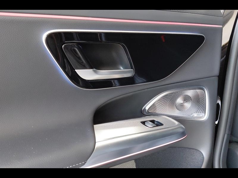 Image MERCEDES-BENZ Classe E 300 e 204+129ch AMG Line 9G-Tronic